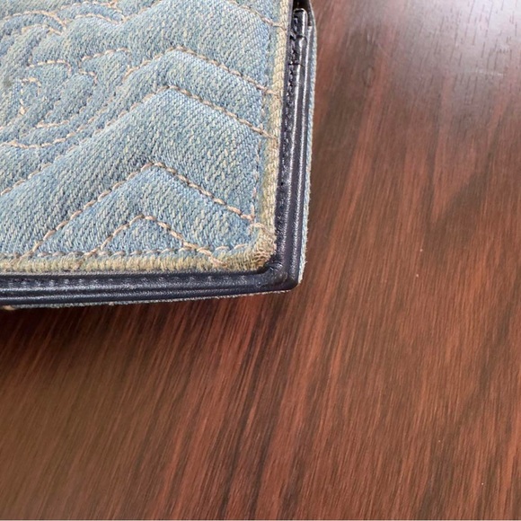 FULL INCLUSION! RARE Gucci Pearly GG Marmont Matelasse Denim Wallet with Chain. - Picture 12 of 16